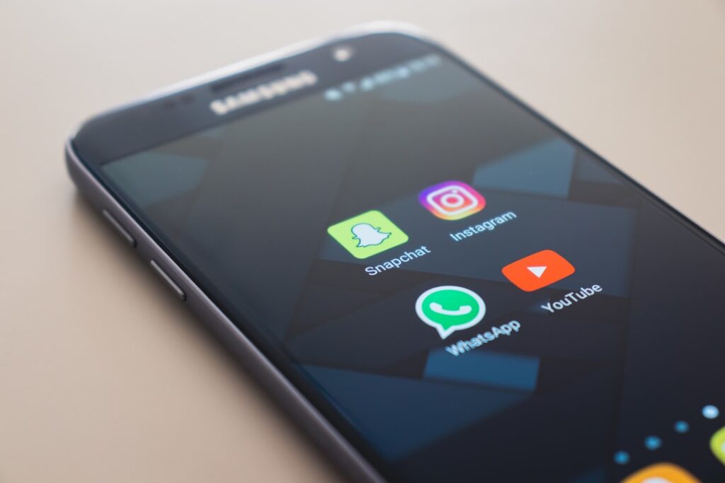 Descubra os Melhores Apps Gratuitos para Fazer Novas Amizades